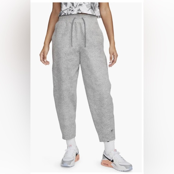 Nike Women’s  Therma-FIT ADV Pants Tech Pack - Picture 1 of 5